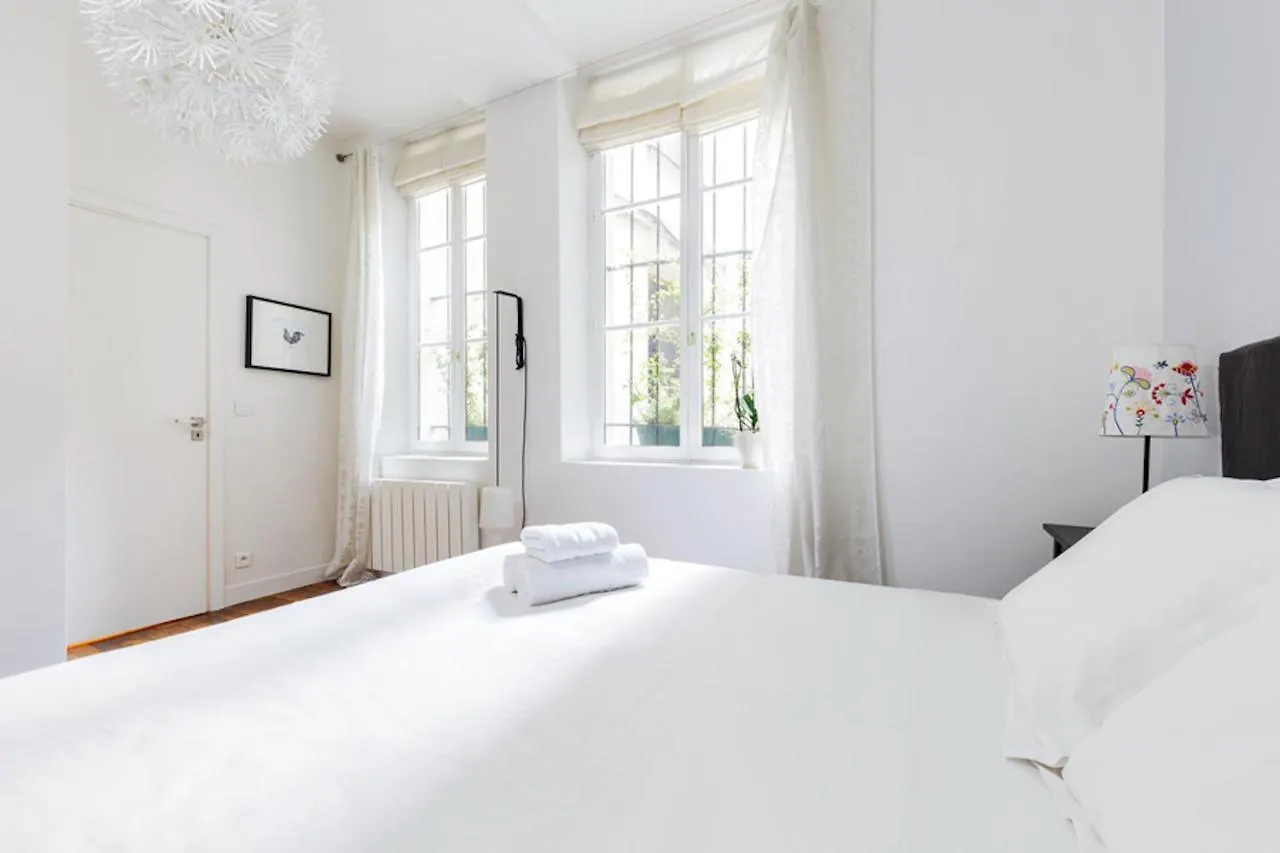 Opera - Central Private Apartment Paris